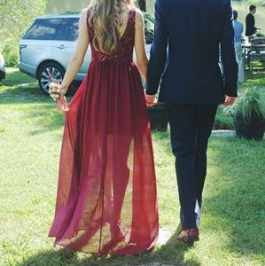 Flowy burgundy dress